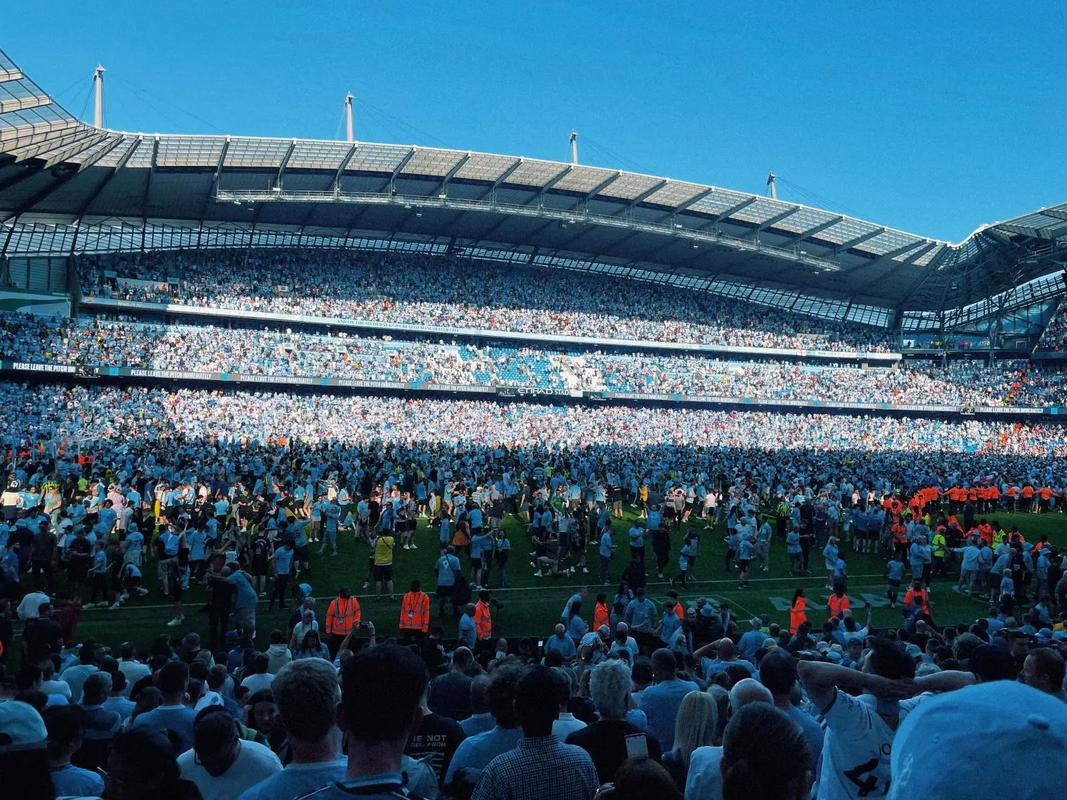 一节花！雷霆首节三分17中11，领先爵士25分（首节三分雨！雷霆17投11中，一节领先爵士25分）