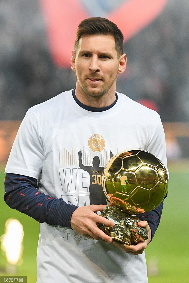 基米希打入生涯首粒欧冠乌龙，拜仁上次欧冠乌龙由阿拉巴打入（基米希生涯首个欧冠乌龙诞生，拜仁上一次欧冠乌龙由阿拉巴打进）