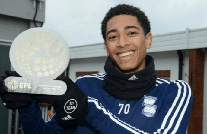 慢镜头：亚特兰大高层视穆尼斯为主要引援目标，已前往英格兰（慢镜头：亚特兰大将穆尼斯列为头号引援目标，高层已赴英洽谈）