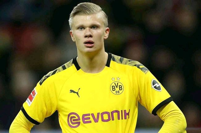 莱奥一剑封喉，AC米兰1-0复仇拉齐奥，登顶意甲积分榜坐山观虎斗（莱奥致命一击，AC米兰1-0雪耻拉齐奥登顶意甲，静观群雄争锋）