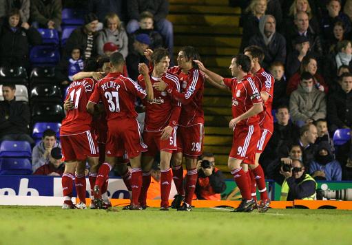 富保罗：里夫斯可以留在湖人，前提是新合同别太过分（富保罗：只要新合同不过分，湖人将继续留下里夫斯）