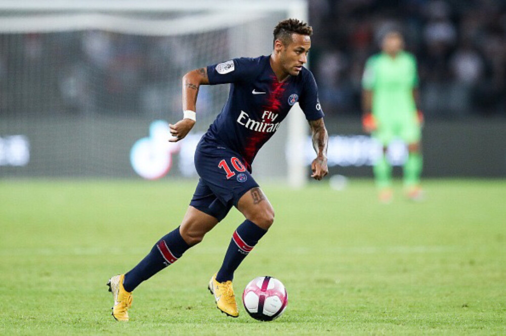 斯玛特谈詹姆斯复出：他球商极高，所有人因为他在场受益匪浅（斯玛特谈詹姆斯回归：顶级球商加持，全队受益良多）