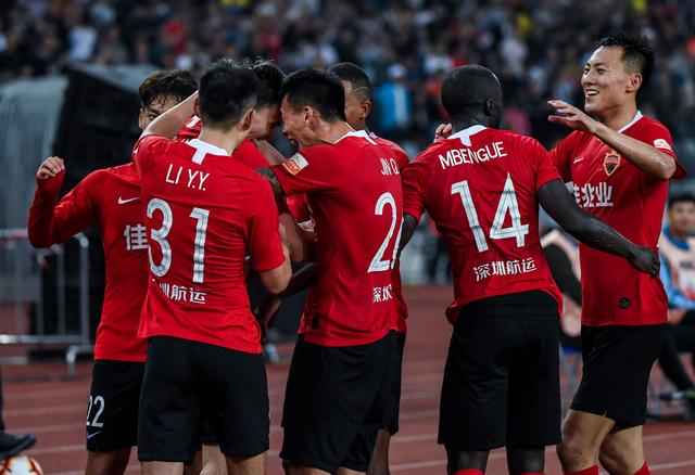 彻底废了！再次被拍到吸食笑气，比苏马将被热刺调查甚至除名（比苏马再陷笑气风波，热刺或展开调查并不排除除名）