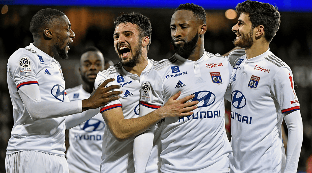 官方：皇家贝蒂斯与72岁主帅佩莱格里尼续约至2027年（官宣：72岁佩莱格里尼与皇家贝蒂斯续约，合同至2027年）